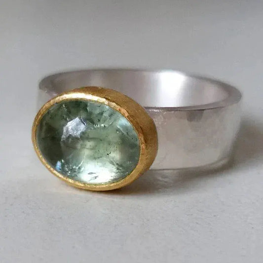 Vintage Green Rounded Stone Ring